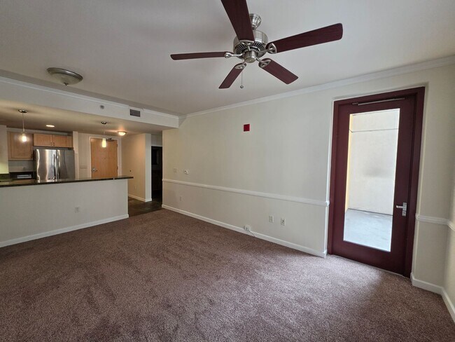 Building Photo - The Metrome One Bedroom, One Bath in the Heart of San Diego!
