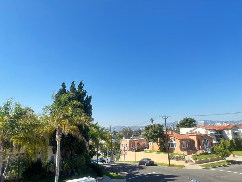 Building Photo - 1602 S Sierra Bonita Ave