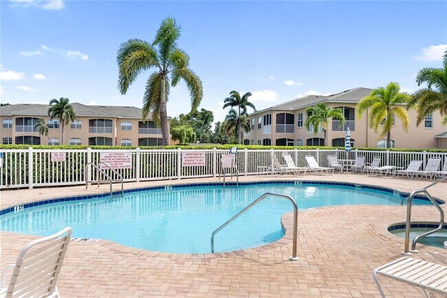 Building Photo - 6616 7th Ave Cir W