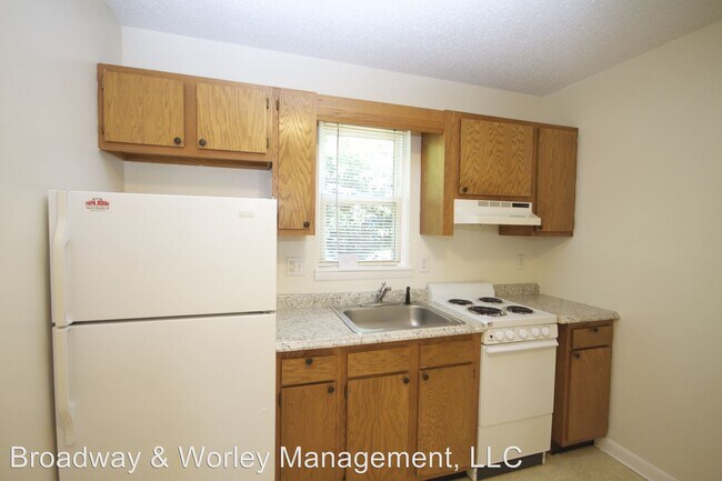 Building Photo - 18 Bearwood Dr