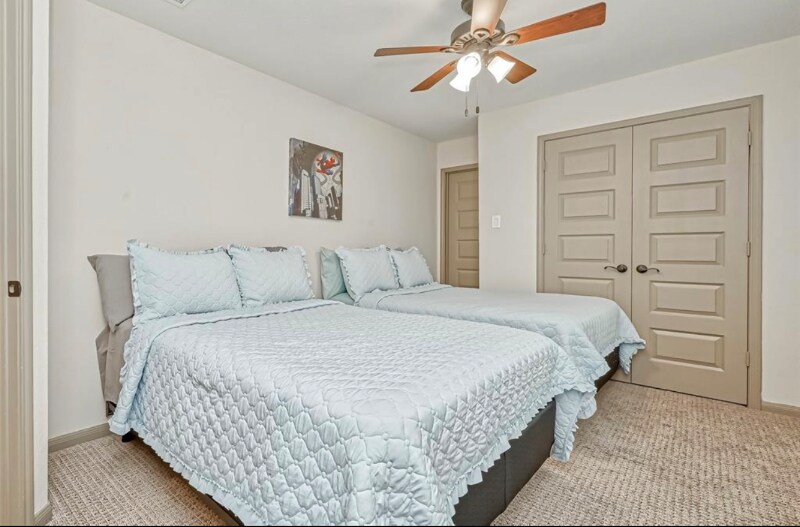 Building Photo - 127 Teralyn Forest Dr