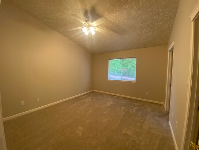 Building Photo - 748 Mule Deer St NW