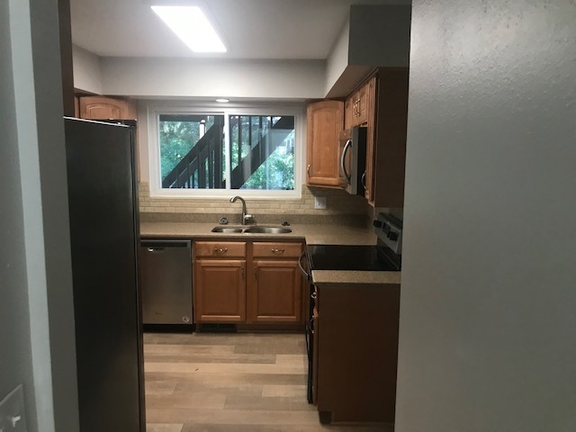 Building Photo - Newly Remodeled 4 bed 3 bath in Morrison