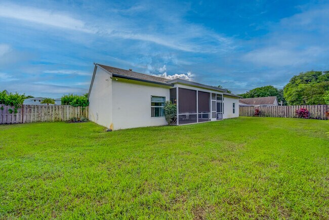 Building Photo - 1853 Shower Tree Way