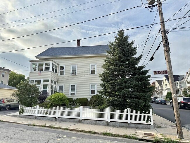 Building Photo - 12 3rd Ave