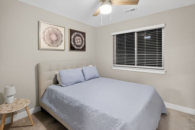 Building Photo - 16370 Alzere Pl