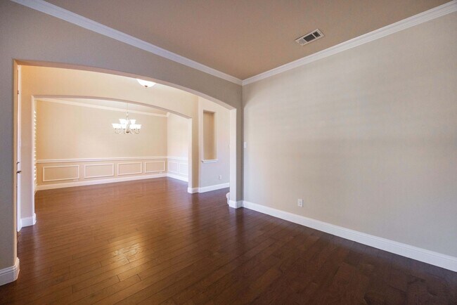 Building Photo - Gorgeous 2-story in Keller