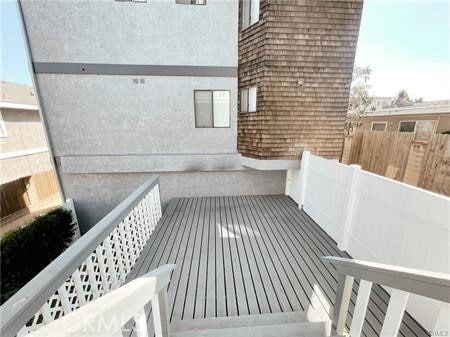 Building Photo - 2206 Carnegie Ln