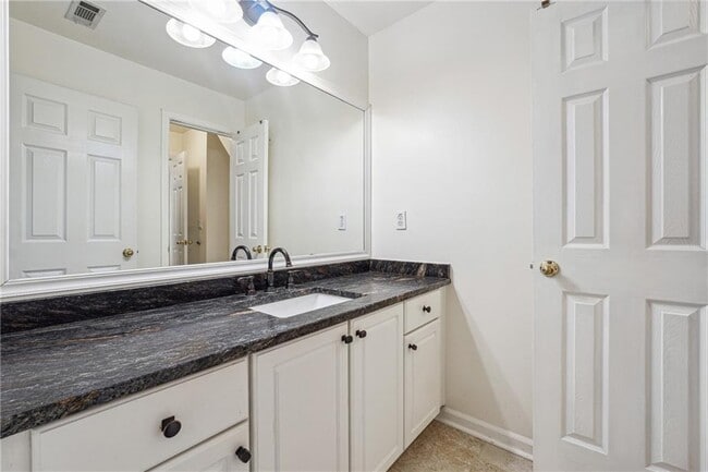 Building Photo - 2335 Corbett Ct