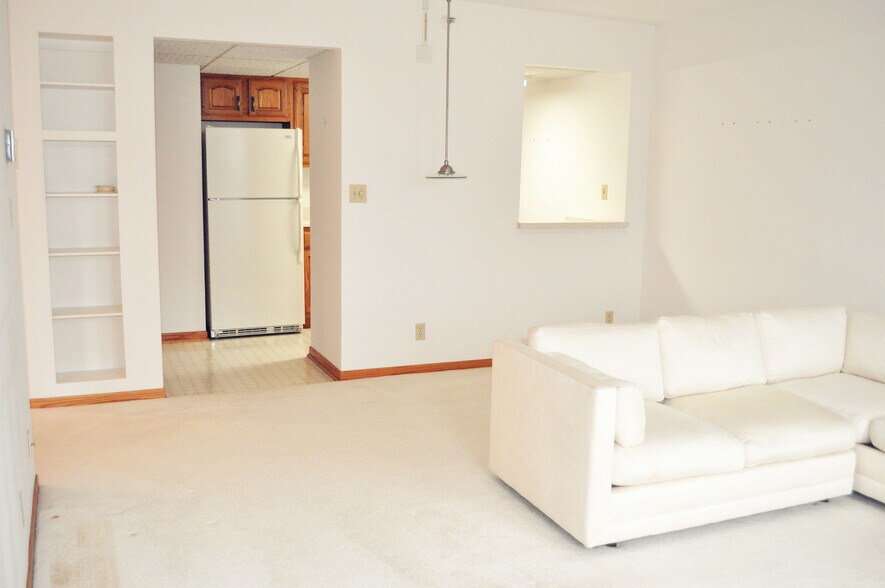 kitchen seen from living room - 220 S Broadway