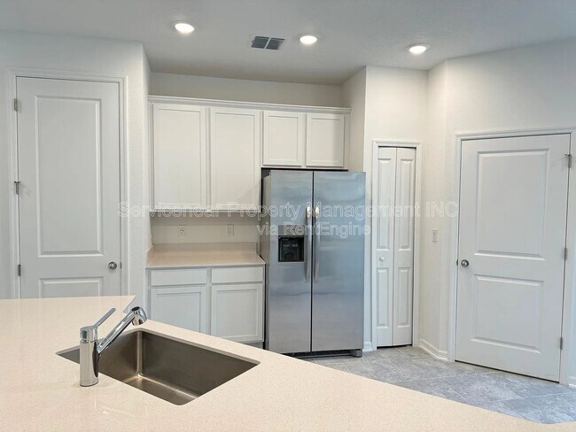 Building Photo - 5298 Diamondleaf Dr