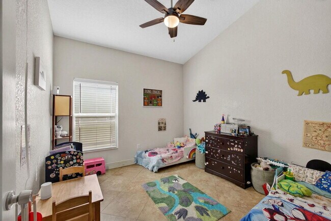 Building Photo - 3125 Shelby Way