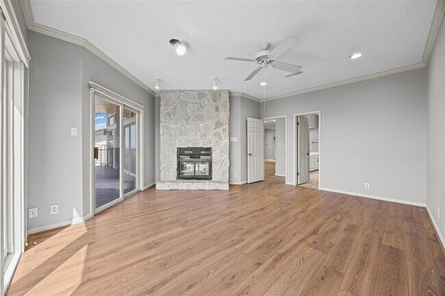 Building Photo - 114 Paragon Ct
