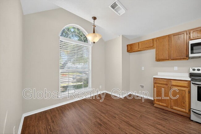 Building Photo - 1028 Gate Creek Ln