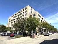 Building Photo - 10 S Dunton Ave