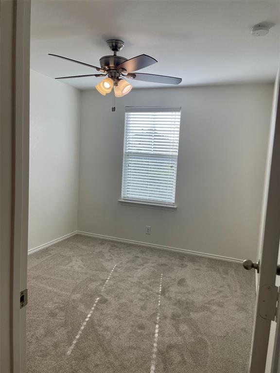 Building Photo - 8725 White Ibis Dr