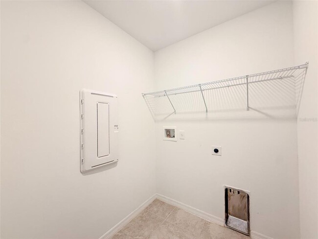 Building Photo - 580 Pine Tree Blvd