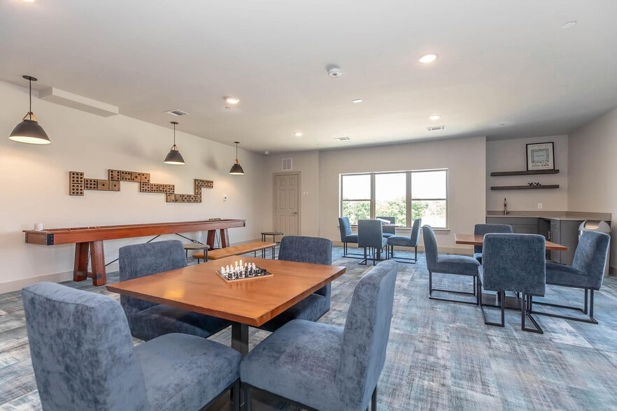 Building Photo - 3751 Heritage Towne Blvd.