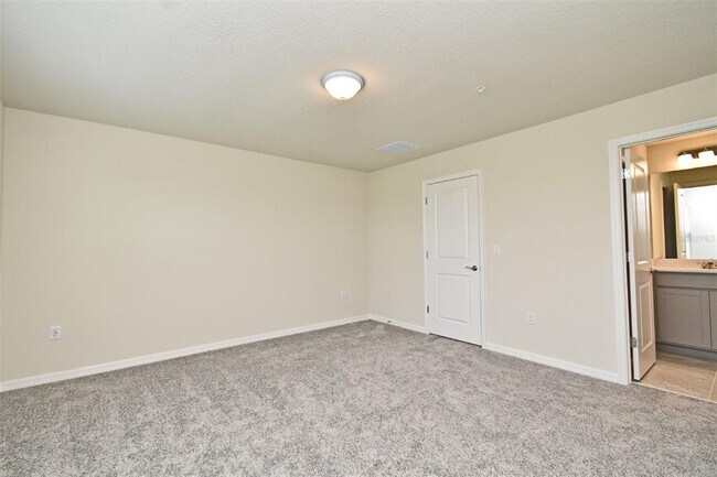 Building Photo - 3101 Emerald Acrs Ln
