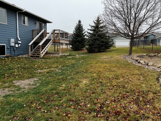 Building Photo - 5 Bed/2 Bath Rental Home on West Side!