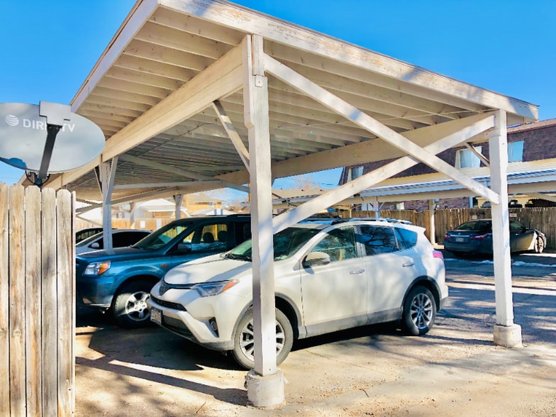 Building Photo - 3021 11th Ave