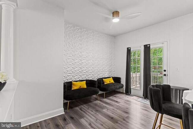 Building Photo - 2651 Glenriver Way