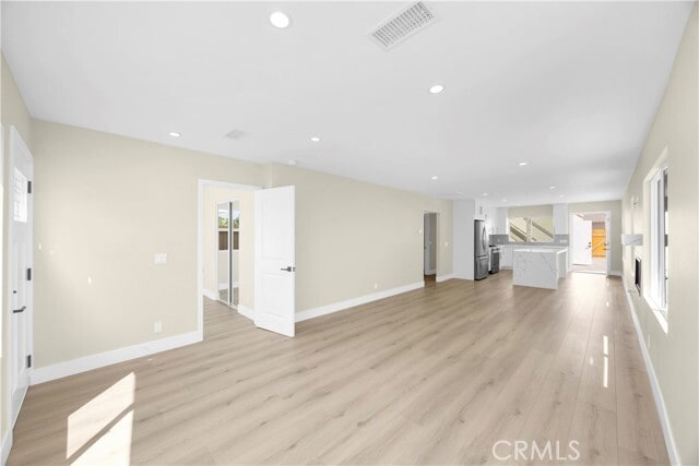 Building Photo - 806 W Balboa Blvd