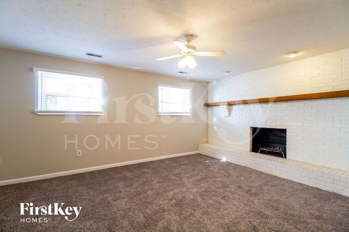 Building Photo - 1294 Anthony Ln