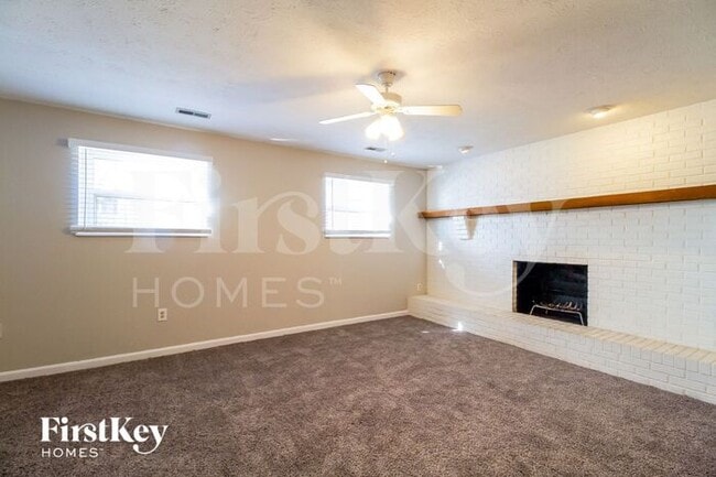 Building Photo - 1294 Anthony Ln