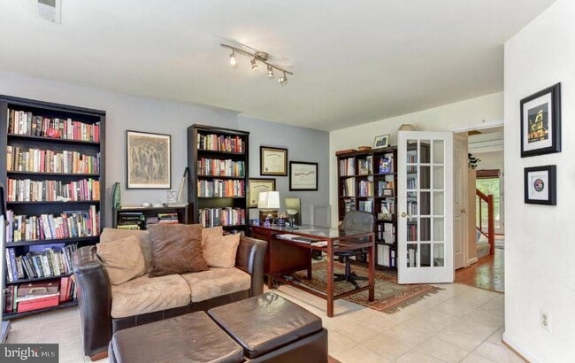 Building Photo - 4804 Heron Neck Ln