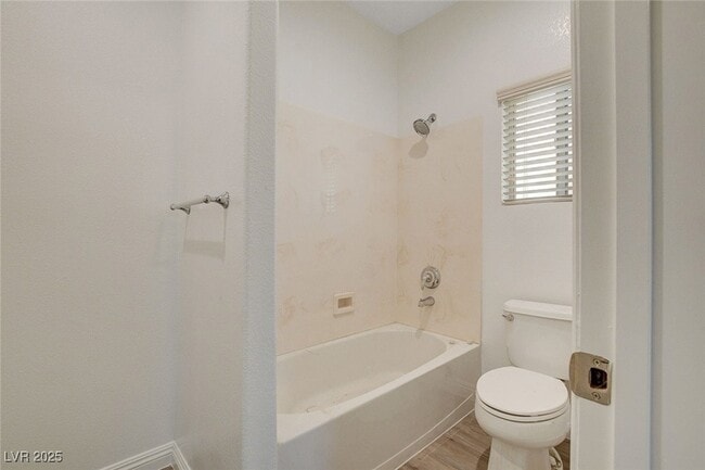 Building Photo - 1068 Riddle Glen St