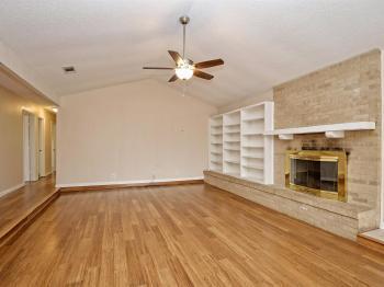 Building Photo - 905 Parker Cir