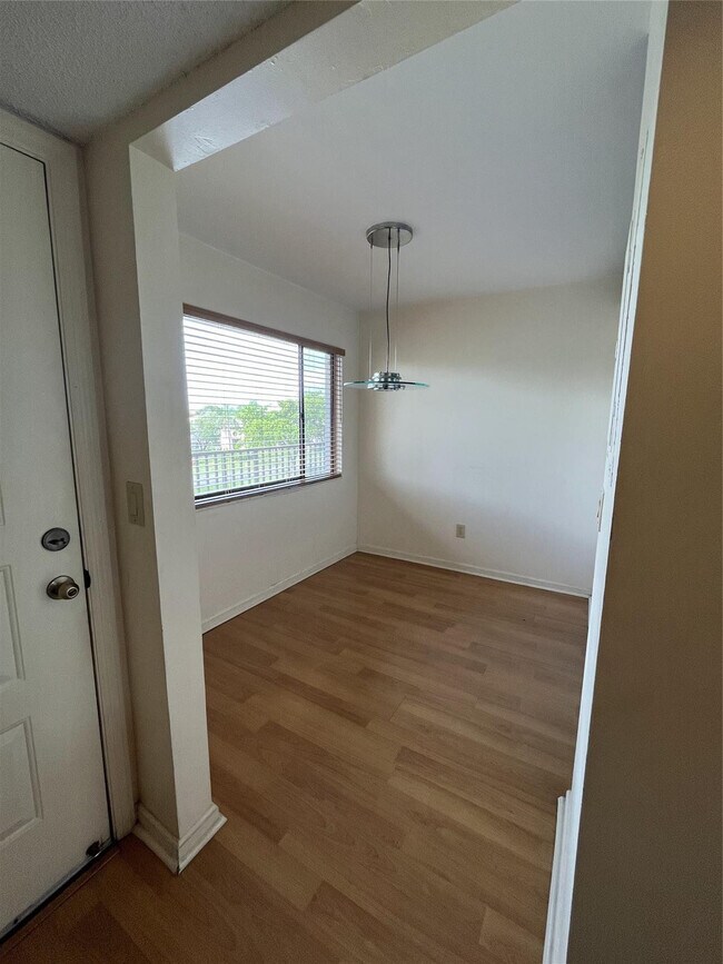 Building Photo - 9691 N Belfort Cir