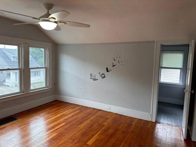 living room - 24 Corinne St SW