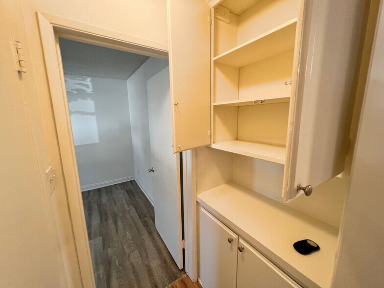 Building Photo - 3601 Keystone Av