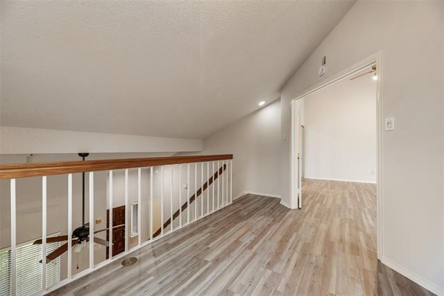Building Photo - 511 Ranch Trail