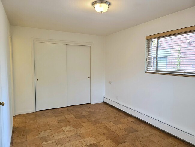 Building Photo - 900 East Prospect Street, Unit 15