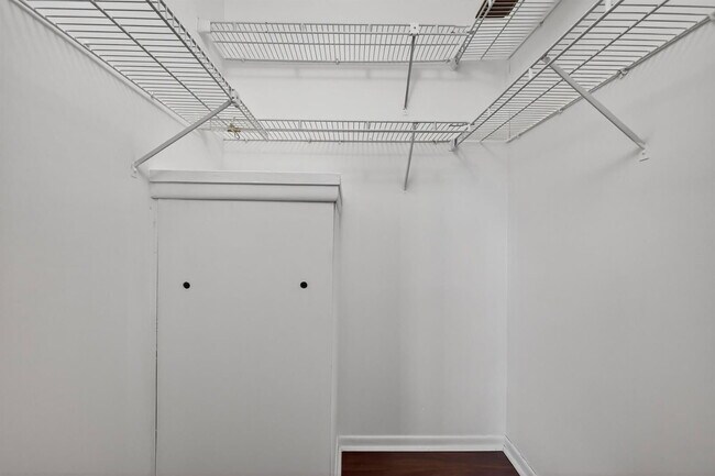 Building Photo - 12950 SW 13th St