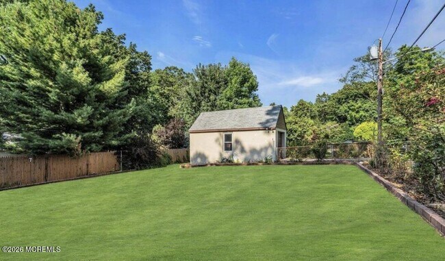 Building Photo - 402 Ryders Ln