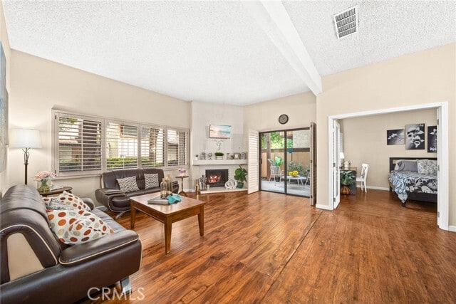 Living Room/Pic from past listing - 444 W Huntington Dr