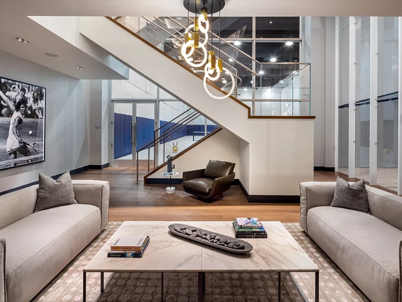 Building Photo - 400 W 61st St