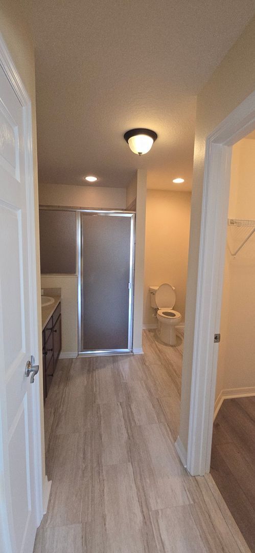 Building Photo - Charming 2-Bed, 2-Bath Home in The Village...