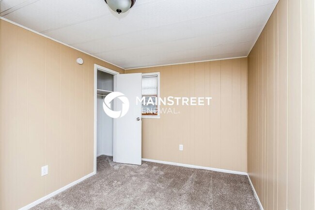 Building Photo - 4 Bedroom Pet-Friendly Home in McDonough, ...