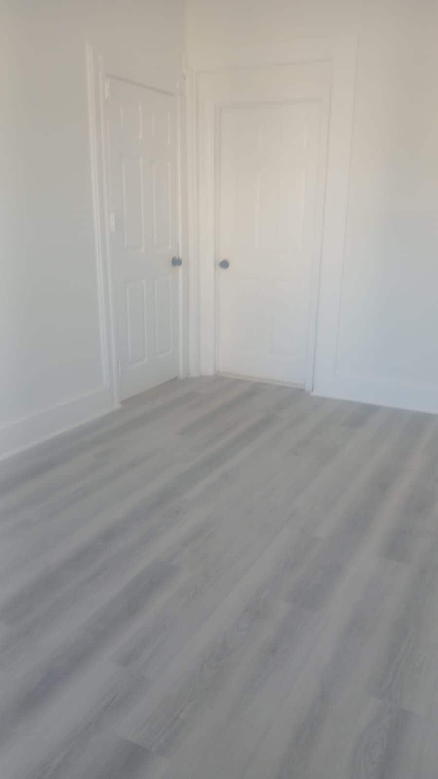 Building Photo - 954 E Grand St