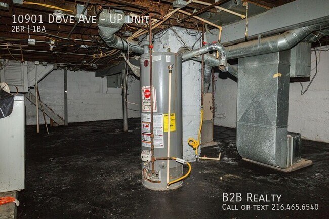 Building Photo - 10901 Dove Ave