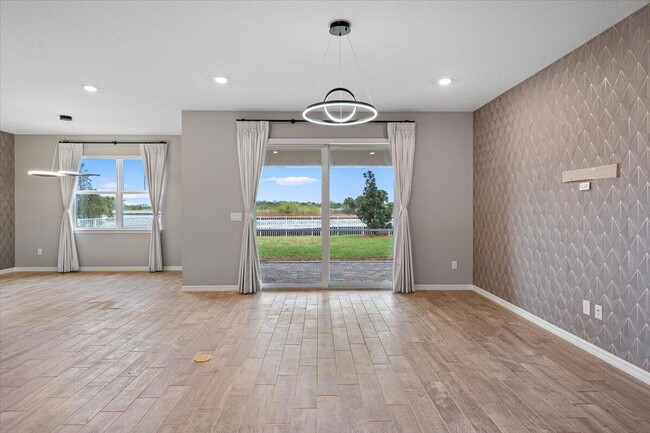 Building Photo - 10437 SW Captiva Dr