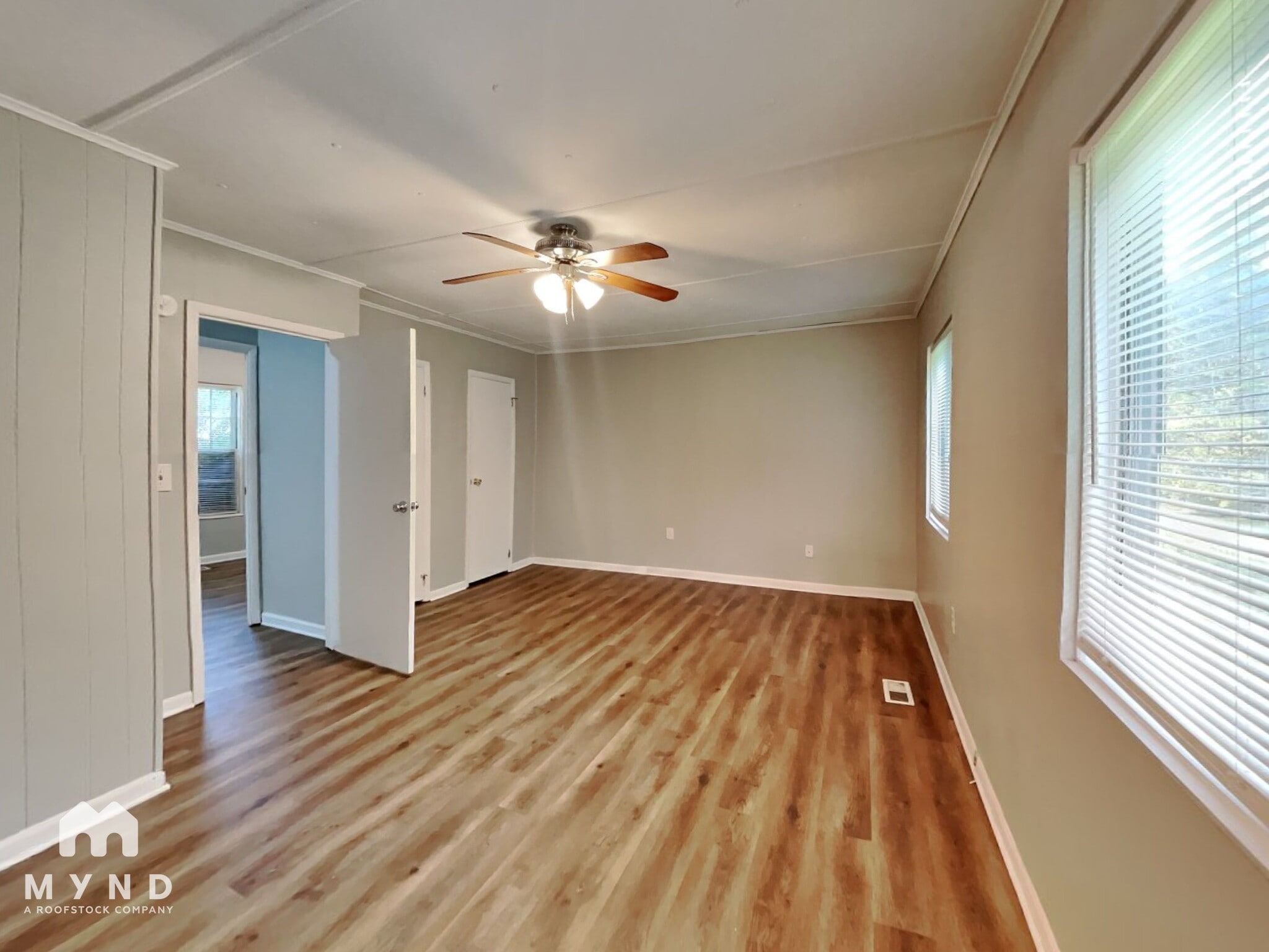 Building Photo - 2225 Lisa Ann Dr
