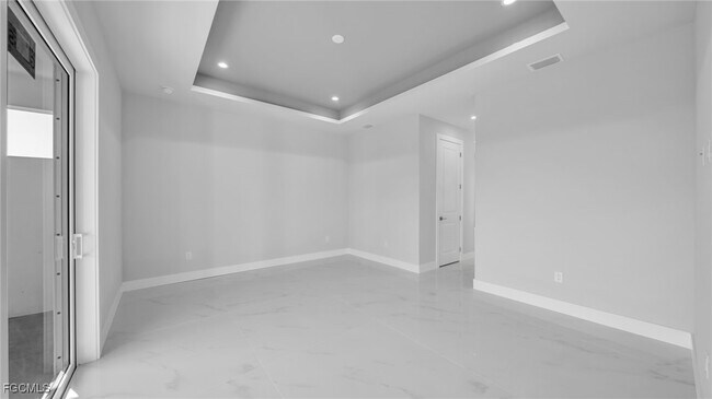 Building Photo - 1029 NW 35th Pl