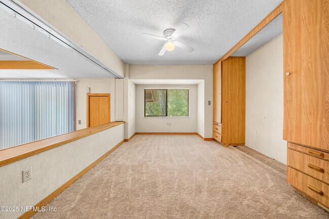 Building Photo - 2930 Ravines Rd