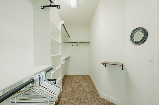 Building Photo - 3906 Oporto St